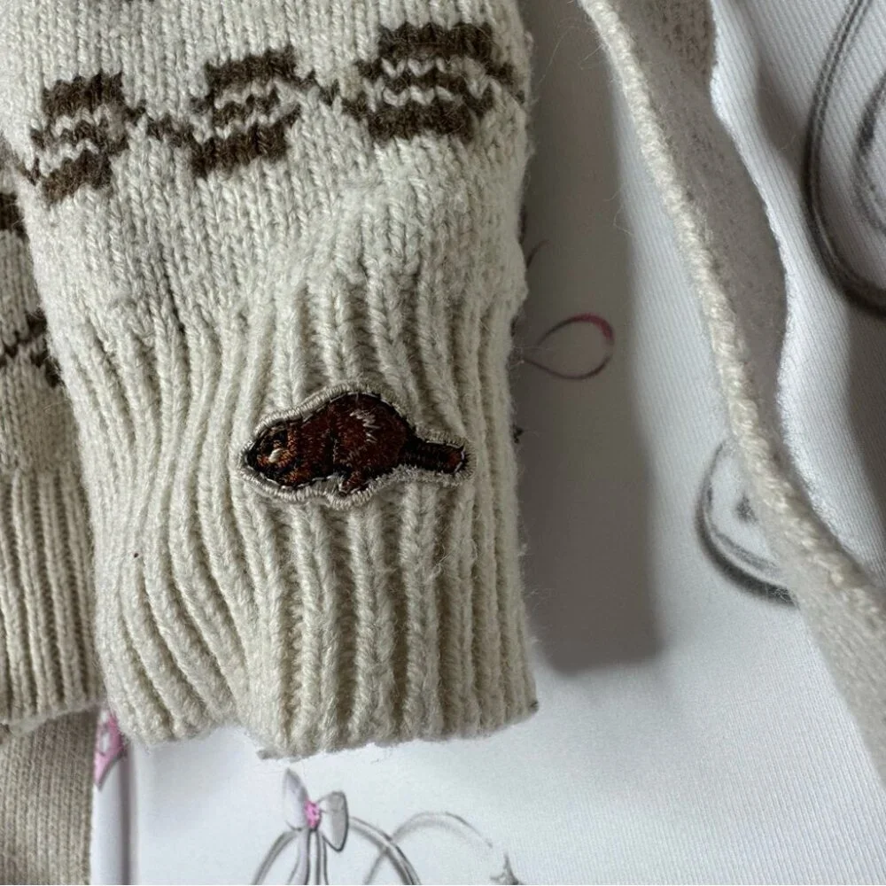 Roots outdoors sweater button up knitted fur trim hood kids unisex brown crochet